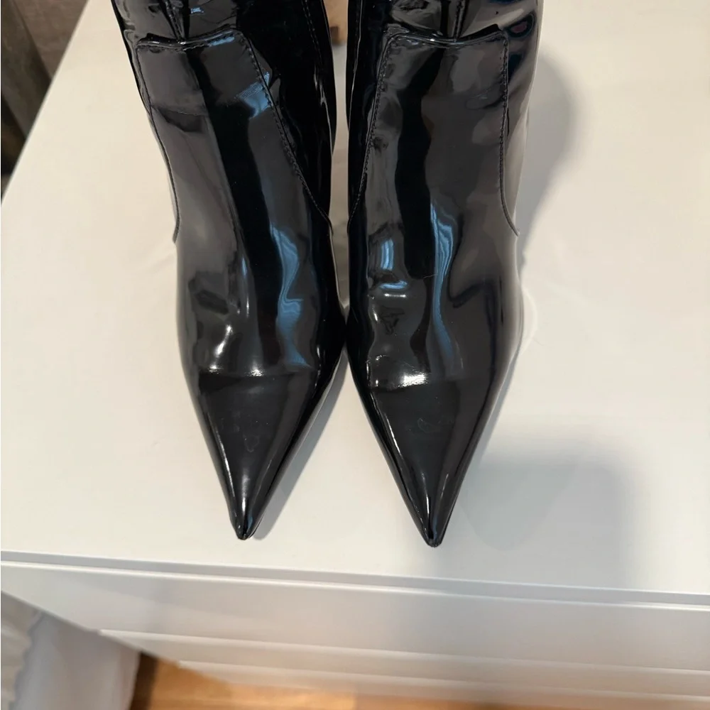 Zara Glossy Black Ankle Pointed-Toe Booties Patent Leather Size 5.5 - Picture 5 of 6